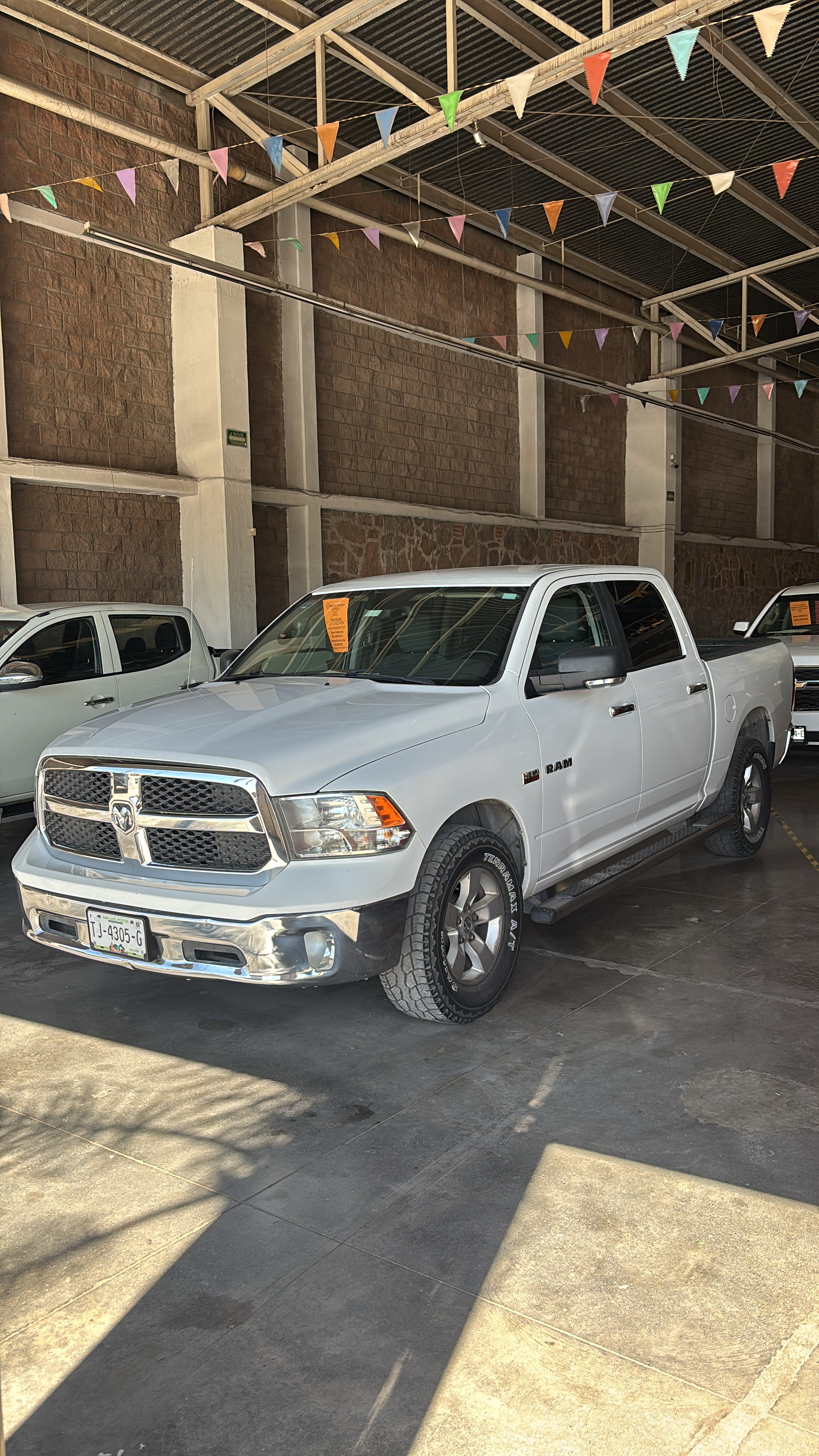 DODGE RAM SLT 2014